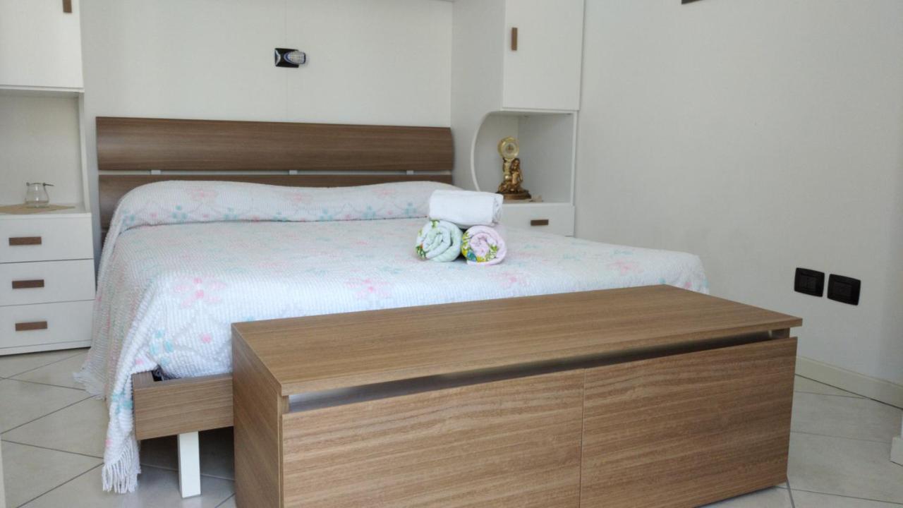 Delle Rose Apartment Эраклея-Маре Экстерьер фото