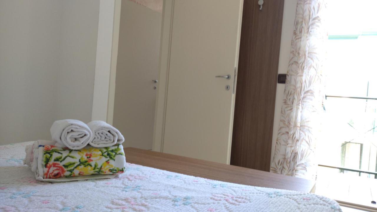 Delle Rose Apartment Эраклея-Маре Экстерьер фото